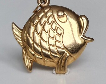 9ct Gold Fish Charm Pendant