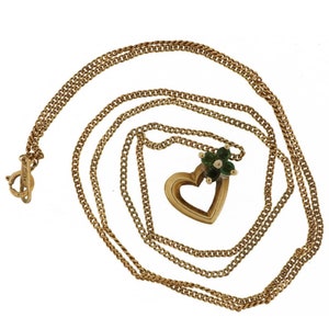 Beautiful Emerald 9ct Gold Heart Pendant and Chain