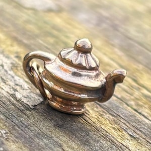 Vintage Solid & Heavy 9ct Gold Teapot Charm (3.00g)