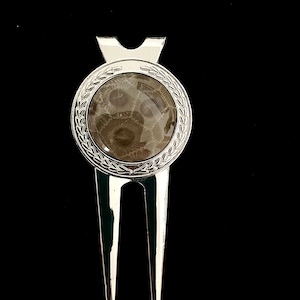 Golf Divot Tool