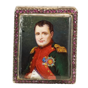 Victorian Napoleon enamel snuff box