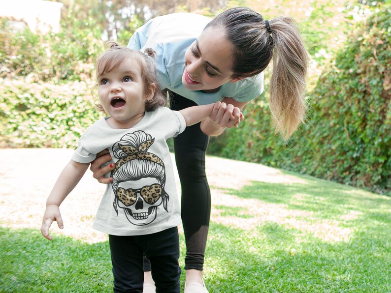 Download Mom and Daughter Skull svg Messy bun skull svg Momster ...