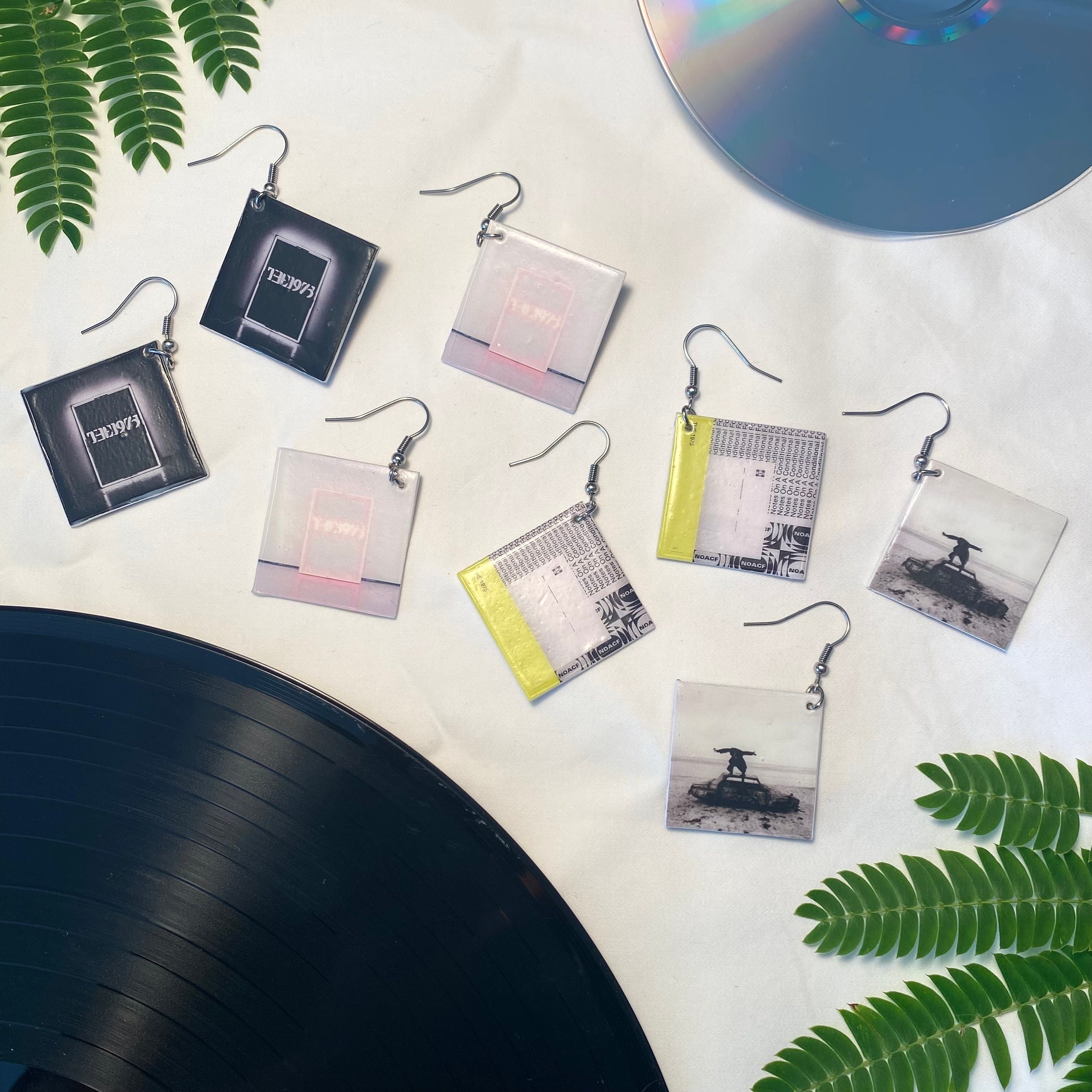 The 1975 necklace - Etsy 日本
