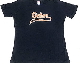 Florida Gators Navy Scoop Gator Mom Shirt (Size Small)