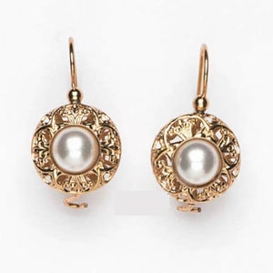 Handmade Gold Pearl Earring Victorian style