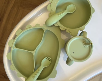 6 Stück Silikon Essen Set für Babys und Kleinkinder | Dino Geteilte Saugplatte für Baby | Geschlechtsneutrales Geschenk für Babys