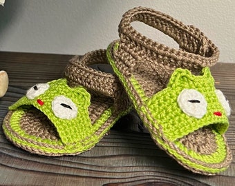 Crochet Frog Baby Sandals for Boy Gender Reveal Party Baby shower gift for New Mom Sandal for Newborn Baby Boy Gift
