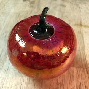 vintage glass eye studio iridescent apple paper weight with green stem