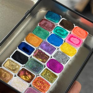 Lot de testeurs pour aquarelles faites main - Lot de 24 mini casseroles - Échantillons métalliques et à changement de couleur | Aquarelles chromées | Echantillon d'encre de calligraphie