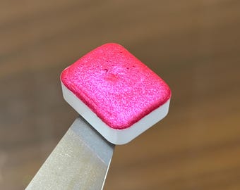 Cosmos Chrome Magenta Watercolour Paint – Sparkly Handmade Metallic (Quarter Pan)