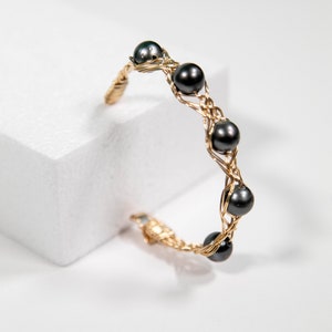 ELIMA Bracelet - Hand Woven Tahitian Pearl Bracelet made with 14K Gold Filled Wire