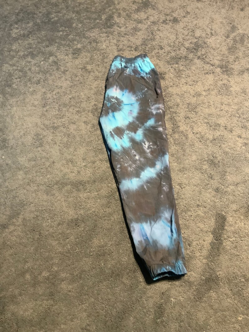 Medium Women\u2019s tie Dye Jogger Scrub Pants Blue /& Navy Blue