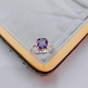 Vintage Alexandrite Engagement Ring – Cushion Cut Alexandrite Ring with color change – 925 Sterling Silver – June Birthstone – Gift for Her