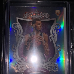Victor Wembanyama Rookie Roundball Royalty Silver