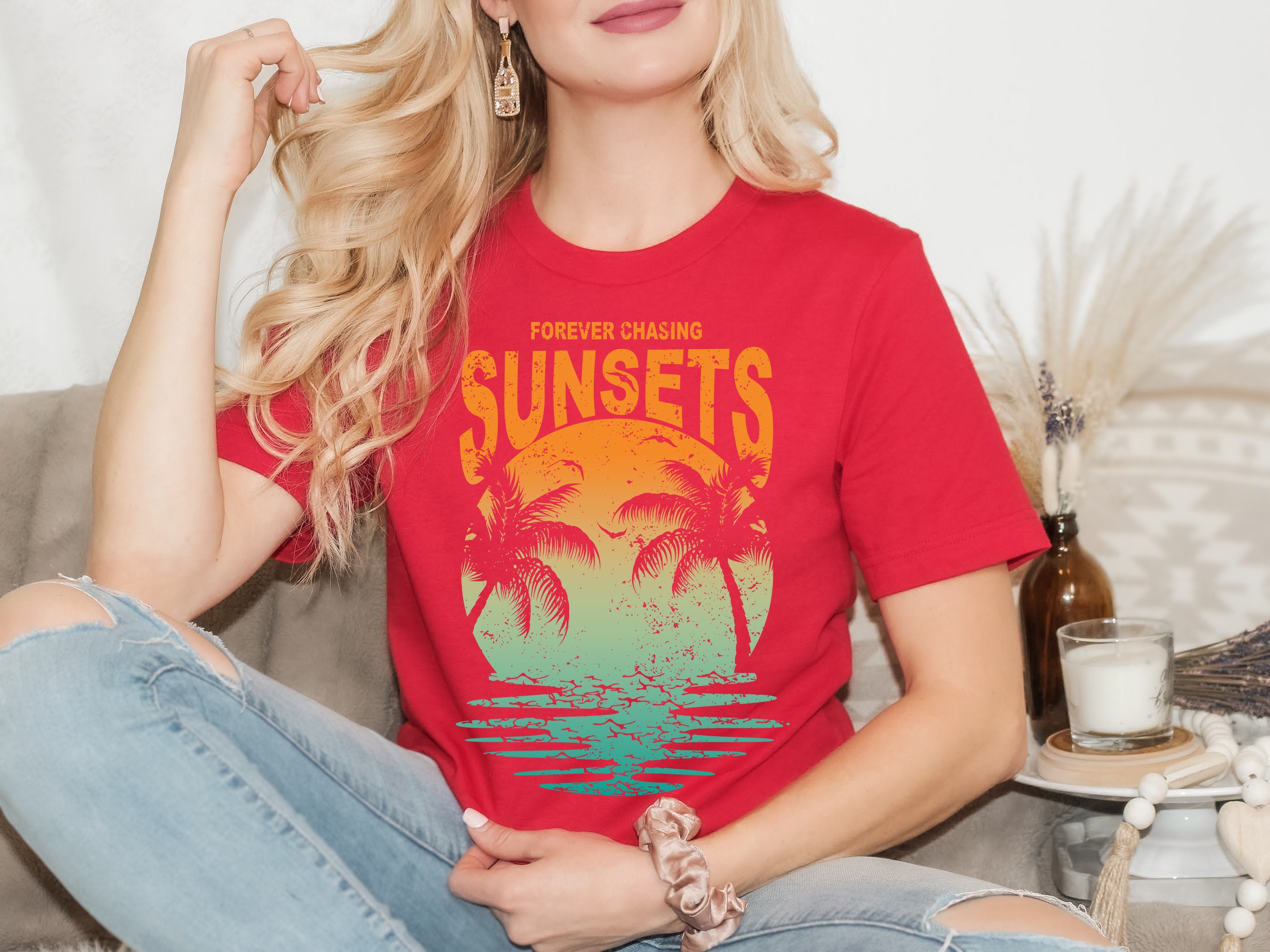 Retro Sunset Rays Wavy Shirt, Vintage Shirt, Retro Sunshine Shirt, Sun Rays Tee, Beachy Vibes Tee, Retro Summer Time , Sunset Tshirt