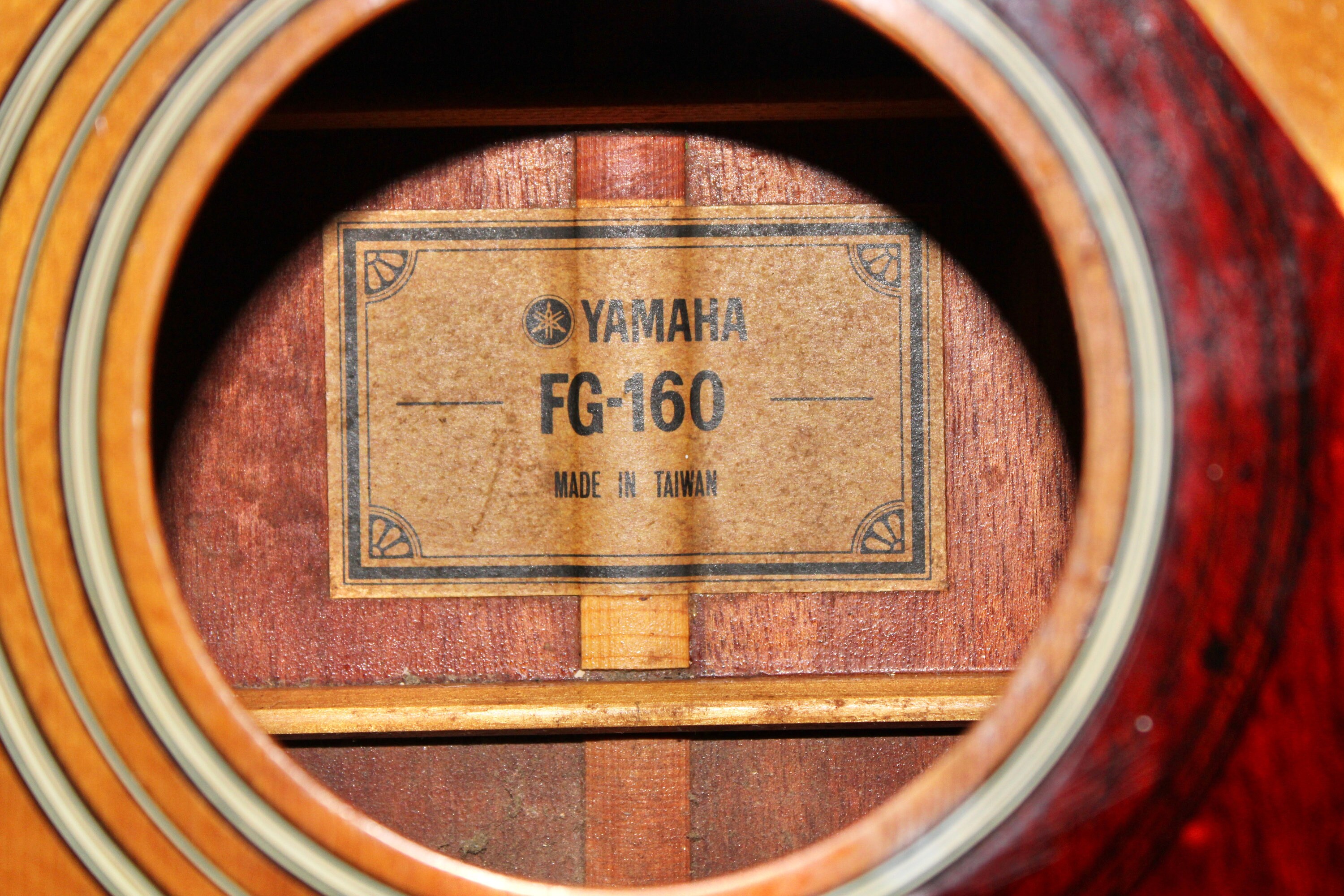 Yamaha Acoustic Guitar FG-160 | Original Stickers
