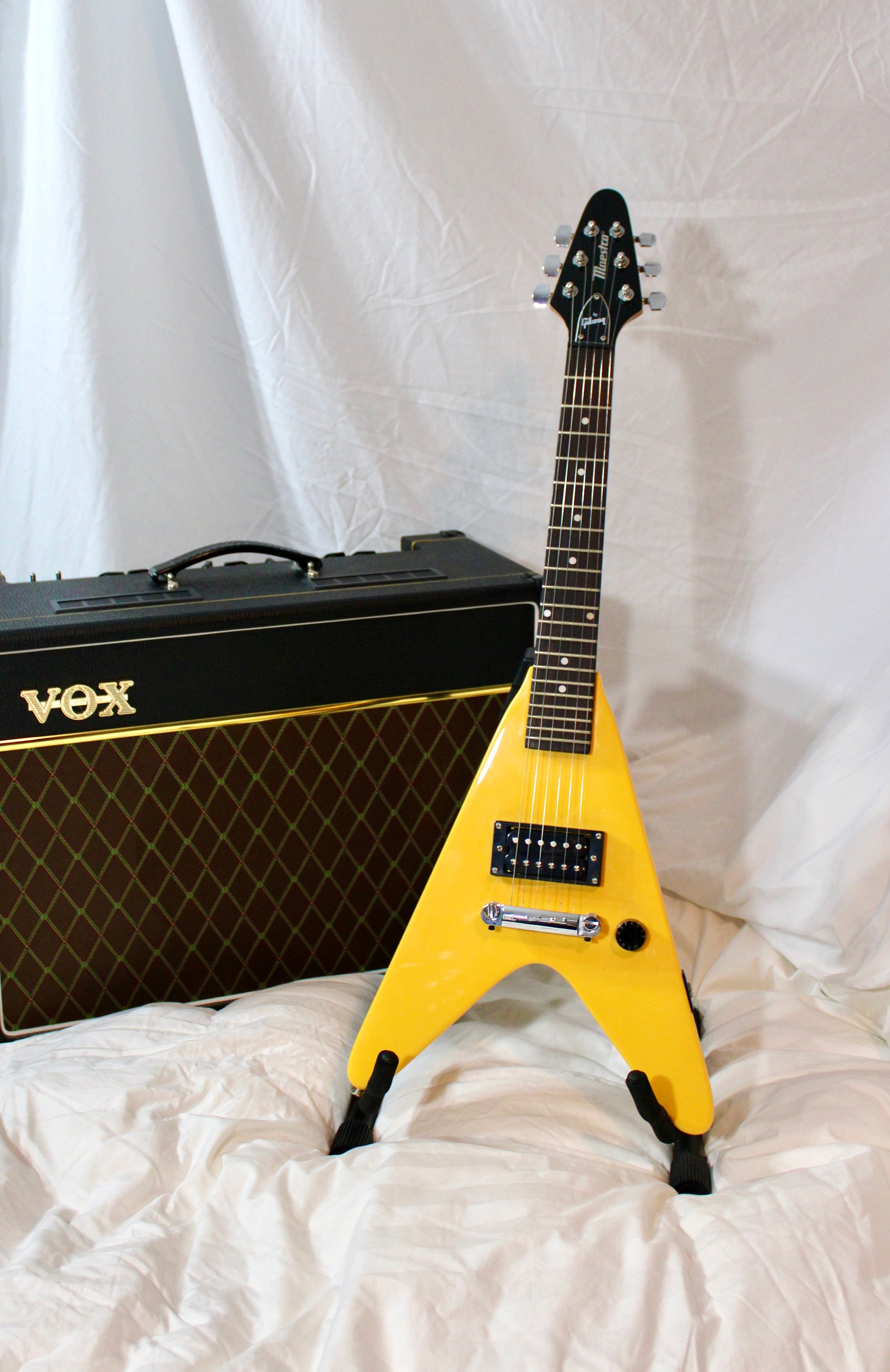 Gibson Maestro Flying V Electric Yellow Guitar | Maestro Roadie