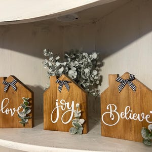 Mini Wooden Houses | Mini Christmas Signs | Tiered Tray Houses