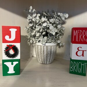 Merry & Bright Holzklötze | Joy Holzklötze | Tiered Tablett Dekor | Mini Weihnachtsdekor | Block Dekor
