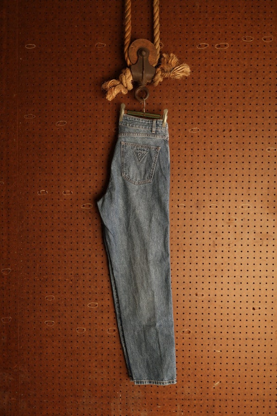 Vintage Unisex Guess Tapered Leg Jeans ( 30W x 30… - image 2