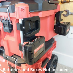 M18 Milwaukee PACKOUT Battery Mount/Holder for 1, 2, or 3 Batteries