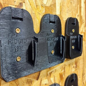 Wandhalterung für Ridgid 18V Batterien in 1, 2 oder 3 Batterie Versionen Bild 3