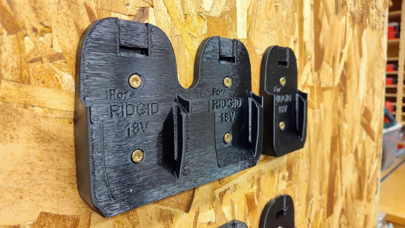 Wandhalterung für Ridgid 18V Batterien in 1, 2 oder 3 Batterie Versionen Bild 3