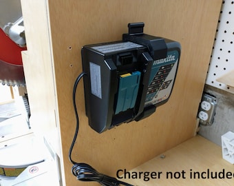 Wandhalterung für Makita DC18RC Ladegerät mit optionalen 18V Batteriehalterungen, hergestellt in den USA