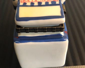 Trinket box