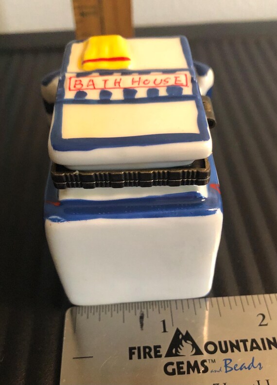 Trinket box