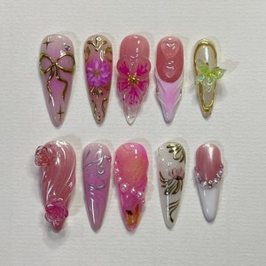 Secret Garden Lange Mandelblumen Drücken Sie auf die Nägel, Märchen inspirierte künstliche Nägel, Geburtstagsferien Nägel Kunst, Geschenke für Sie