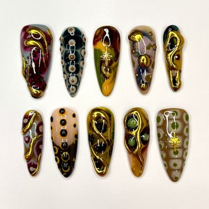 Press On Nails with Textured Swirl Design in Gold and Earth Tones, Handmade Long Fake Nails for Artistic Autumn Look or Aesthetic Nails