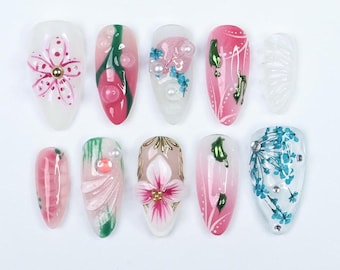 Uñas postizas con diseño floral y de enredaderas de Blossivine / Uñas postizas con flores 3D en almendra mediana / Uñas pastel hechas a mano para fiestas, bodas y vacaciones