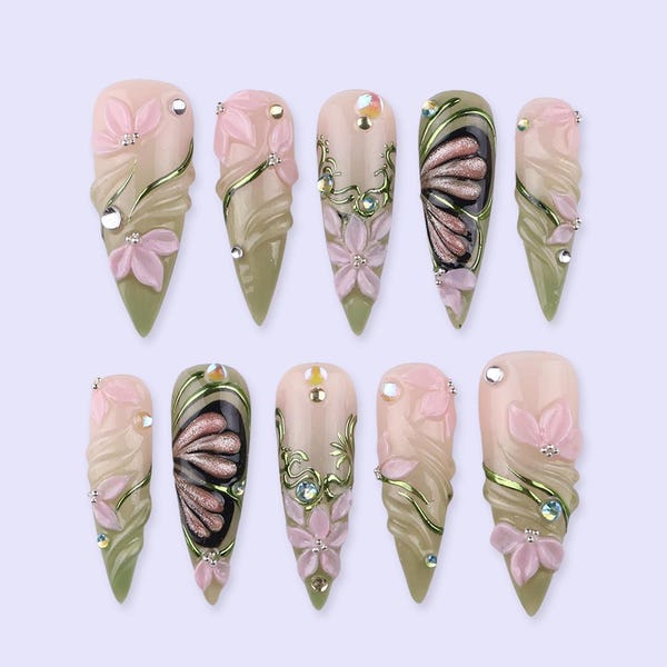 Frühlingsblumenpressennägel mit Grün Swirl & Schmetterling | 3D Fake Nägel im Langen Stiletto | Handgefertigte Nailart