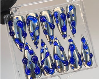 LNA0009 - 3D Blaue Gel Tropfen in Metallic Silber Lange Stiletto Press on Nail, individuelle luxuriöse handbemalte Acryl Gothic Fake Nails, Emo Y2K