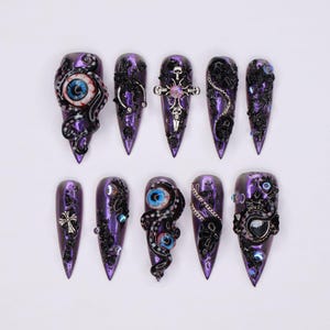 Octopus Eyes & Silver Crosses, Halloween Press-On Nail Dark Stiletto Style with Purple Horror, Chains, Skull Chic, Perfect for Spooky Season