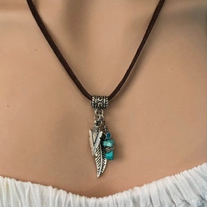 Feathers Arrowhead and Turquoise Beads Pendant and earring set, Western, Navaho, Boho style, Necklace and Earrings sold separately