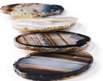 Elegant Black Agate Coaster Set of 4, Natural Trim Geode Coaster, Crystal Drinkware Coaster for Bar Table, Classy Wedding Decor Gift for Him