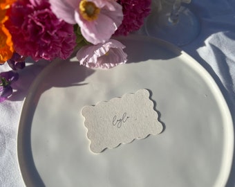 Printed place cards ,Wedding place cards ,Name place cards,Modern name cards wedding, Modern Wavy place card