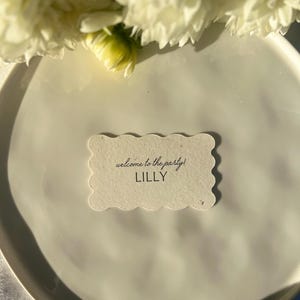 Printed place cards ,Wedding place cards ,Name place cards,Modern name cards wedding, Modern Wavy place card