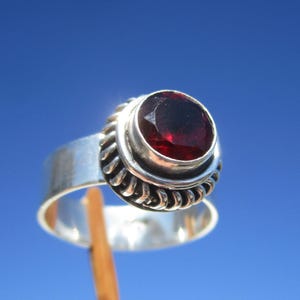 Garnet - ring size. 17.75 - silver 925