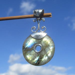 Labradorite, pendant silver 925 with blue topaz