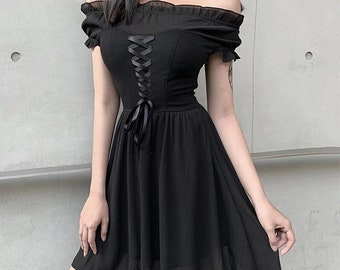 casual goth fashion