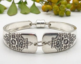 Dawn 1949, Bracelet, Spoon Bracelet, Spoon Jewelry, Vintage Silverware Jewelry, Antique Jewelry