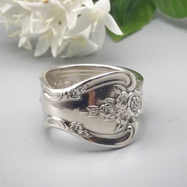 Magnolia 1951, Antique Spoon Ring, Vintage Flatware Ring, Spoon Jewelry