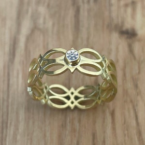 750 yellow gold band ring Celtic love knot with brilliant 18 carat image 7