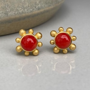 Coral earrings made of solid 900 gold with Sardegna coral - precious coral earrings made of 22 and 18 carat gold - goldsmith&#39;s work