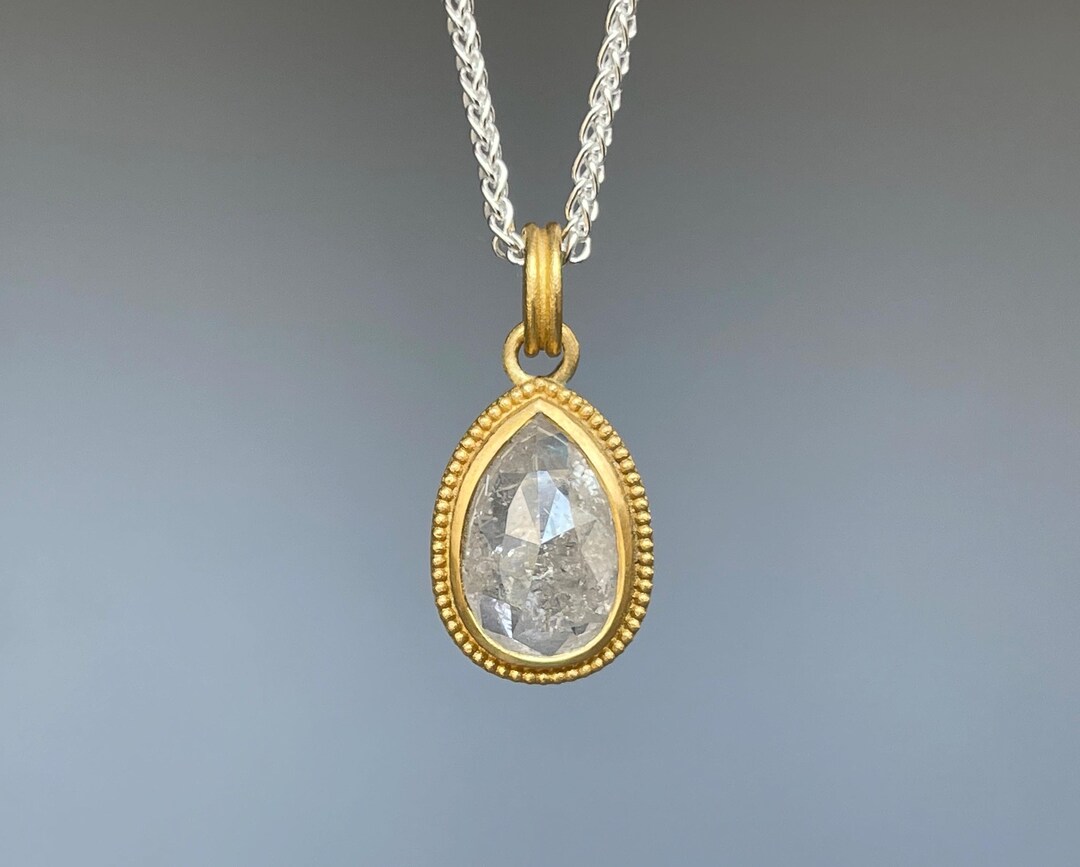 Diamond Pendant Made of 900 Gold, Shining Unique Pendant Made of 22