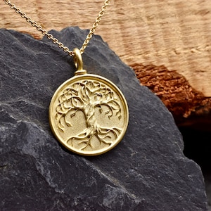 Tree of Life and Labyrinth Reversible Pendant - Amulet made of 750 yellow gold - antique coin, 18 carat gold, Labyrinth of Chartres Notre Dame