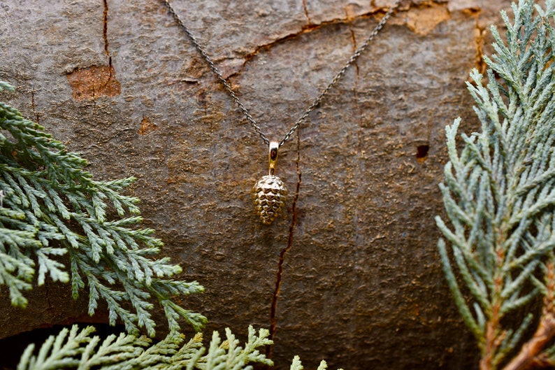 Solid pine cone pendant made of 585 red gold handmade pine cone on anchor chain pine cone Black Forest image 5